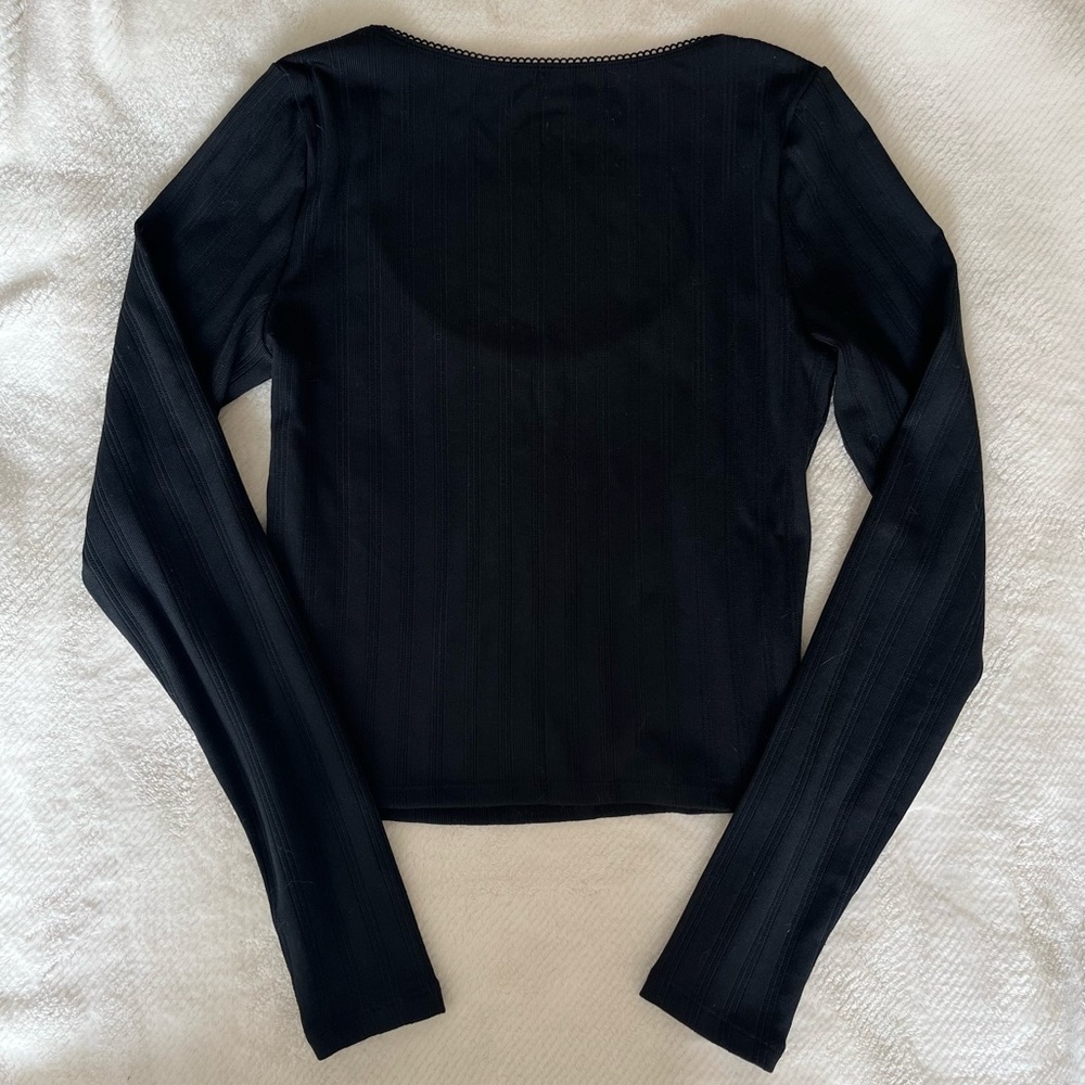 Hollister Black Pointelle Top with Rosette - Picture 3 of 3
